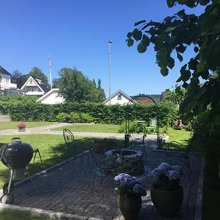 Dibley Villa